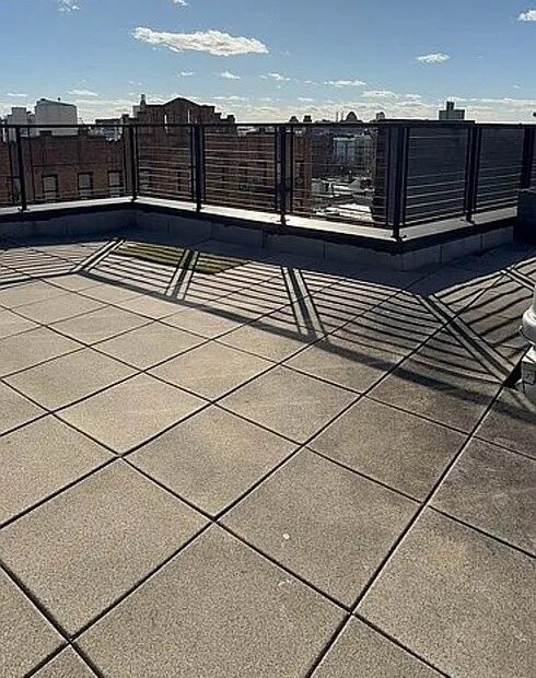 X-Large 2BR in Prime Crown Heights – Modern, Sunlit, Pet-Friendly, No Fee!