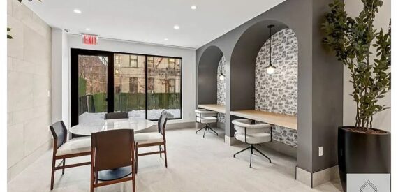 NO FEE Luxury 1BR w/ Balcony, Gym, Rooftop & Coworking – Prime Flatbush