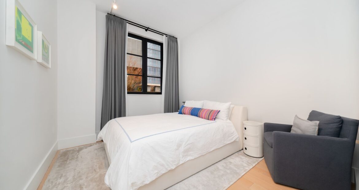 Luxury Highline One Bedroom Available
